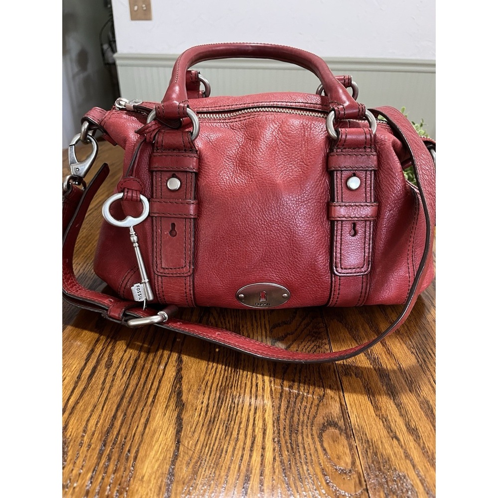 Vintage Red Fossil Long Live Vintage 1954 Key Shoulder Leather Bag With Key Y2K